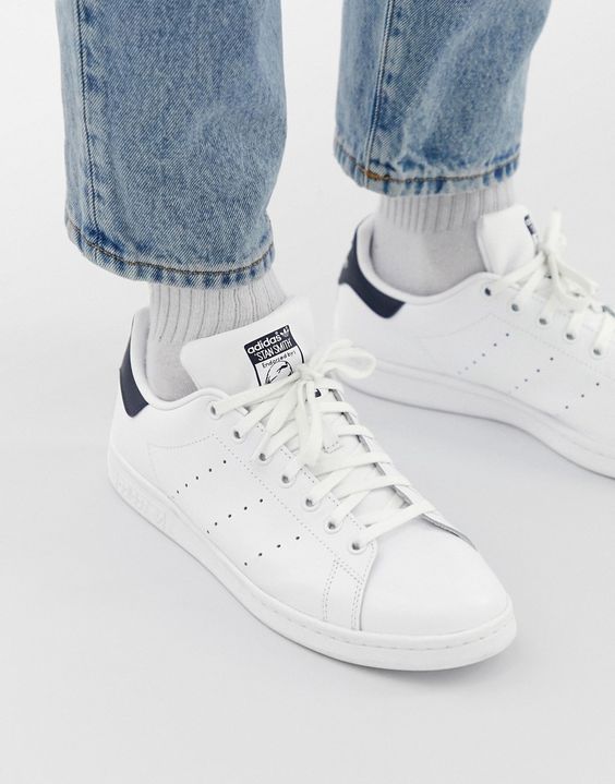 Vaderlijk Hiel paddestoel How to Lace Adidas Stan Smith | A Step by Step Guide For Lacing