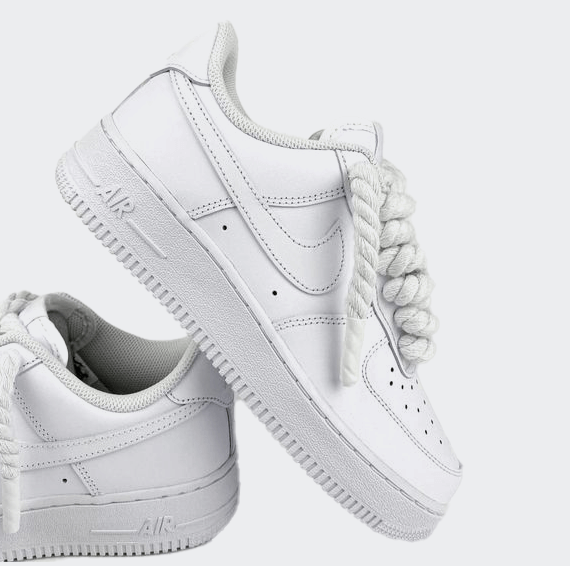 White-chunky-AF1-laces